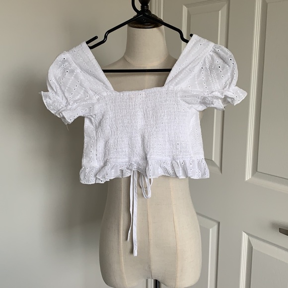 2/$15 Cute Eyelet Crop Top - Picture 3 of 3